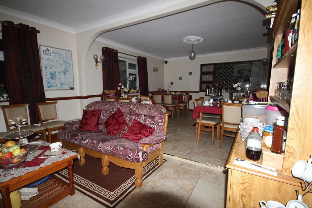 Fortview House Redhills エクステリア 写真